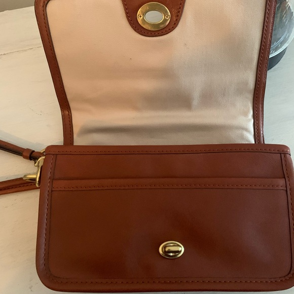 Coach Legacy 19914 Penny Purse Tan Brown Leather Crossbody Turnlock Bag Small - Picture 7 of 10